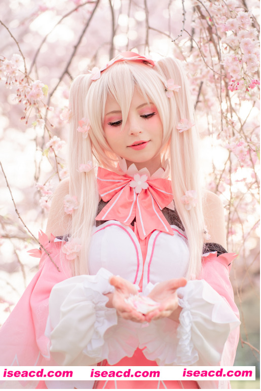 【COSPLAY/大合集/带视频】[PeachMilky] 爱尔兰coser 46套大合集+杂图+视频【31.9G】